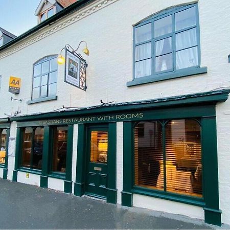 Sebastians Hotell Oswestry Eksteriør bilde