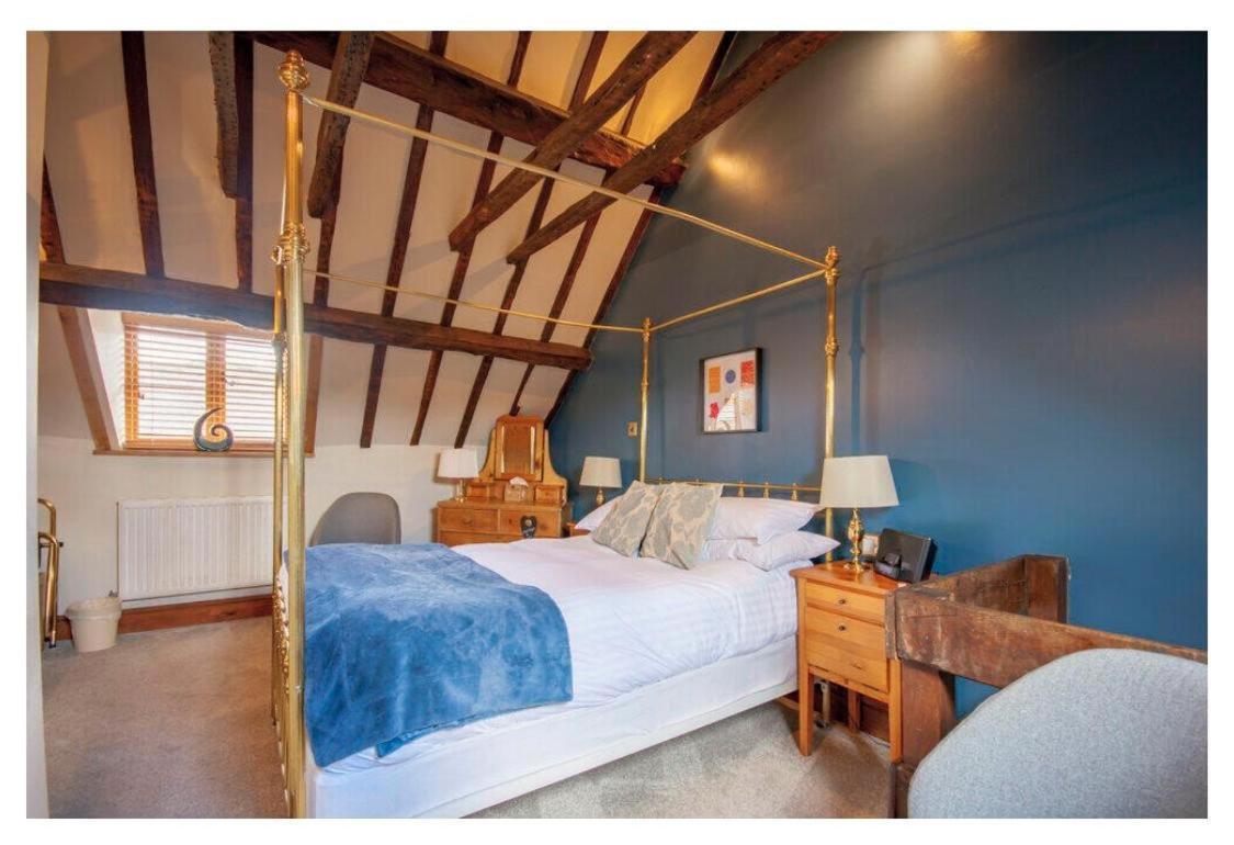 Sebastians Hotell Oswestry Eksteriør bilde